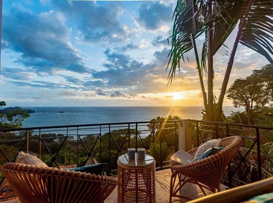Villa Amor Del Mar With Breathtaking View Of Ocean & Jungle Dominical Eksteriør bilde
